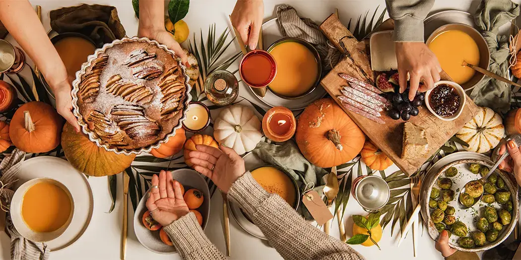 friendsgiving-ideas-hero